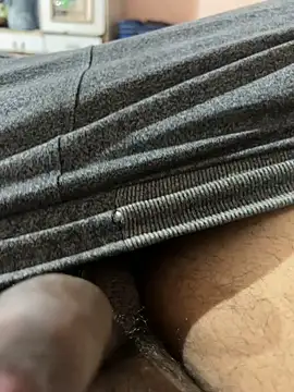 hireom55 online show from February 23, 2025, 8:49 am