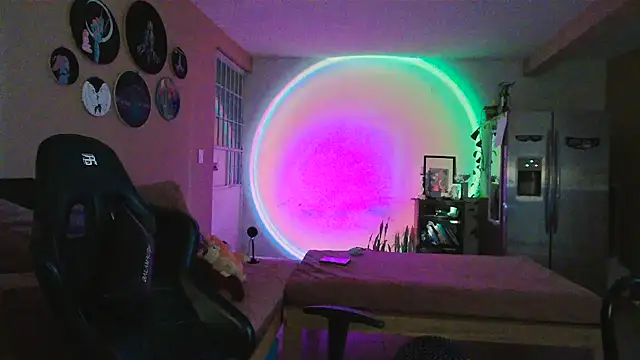 GinnyDelice online show from January 11, 2026, 1:12 am