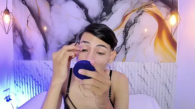 JackeOwens online show from October 22, 2025, 12:15 pm