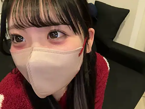 Snapshot of shina_mo_n_ch chatting on March 14, 2025, 2:41 pm shina mo n ch online show from March 14, 2025, 2:41 pm