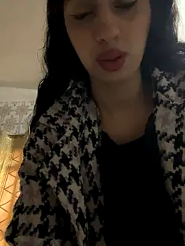 majdolin78 online show from November 1, 2025, 10:31 am