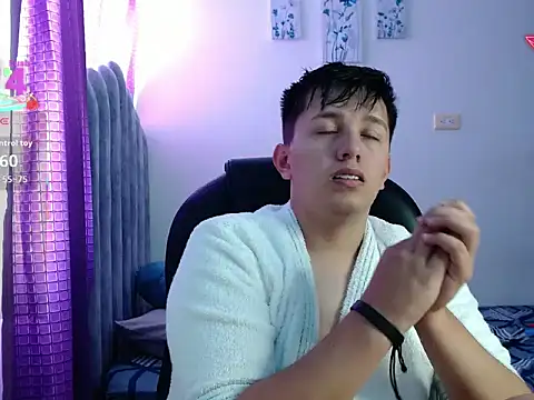 Snapshot of Alan_red chatting on September 18, 2025, 3:26 pm Alan red online show from September 18, 2025, 3:26 pm