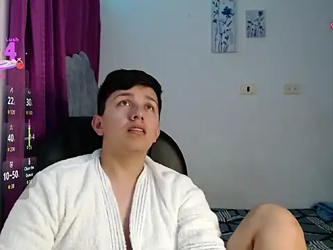 Snapshot of Alan_red chatting on October 23, 2025, 12:20 am Alan red online show from October 23, 2025, 12:20 am