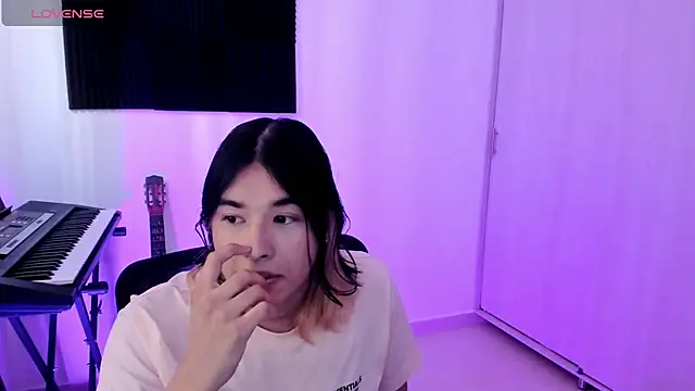 Snapshot of JordiWilld chatting on February 14, 2025, 8:48 pm JordiWilld online show from February 14, 2025, 8:48 pm