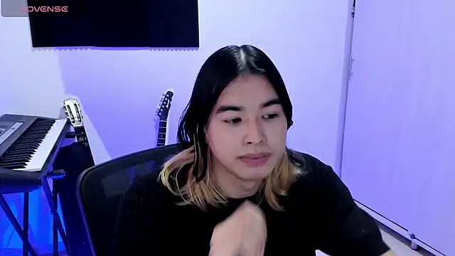 Snapshot of JordiWilld chatting on February 18, 2025, 10:03 pm JordiWilld online show from February 18, 2025, 10:03 pm