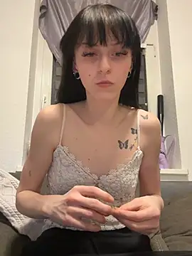 Ciara2004 online show from February 5, 2026, 8:48 pm