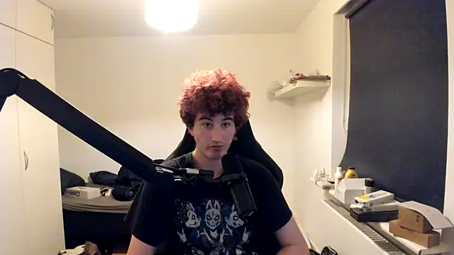 Snapshot of KawaiiMinaUwU chatting on January 22, 2025, 8:59 pm KawaiiMinaUwU online show from January 22, 2025, 8:59 pm