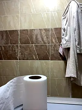 haskadin online show from November 7, 2025, 8:30 am