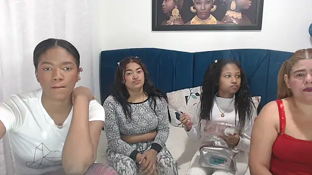 LITTLEDOLLHOT online show from March 20, 2025, 1:59 pm