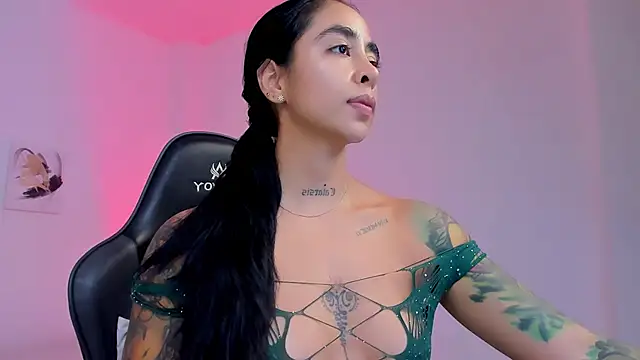 sophierooy22 online show from February 26, 2026, 2:50 pm