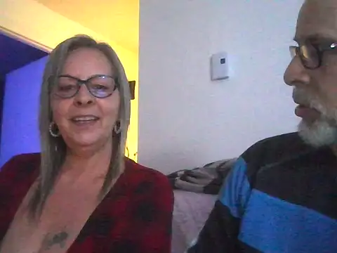 Snapshot of PapillonBleu71 chatting on January 19, 2025, 12:06 am PapillonBleu71 online show from January 19, 2025, 12:06 am