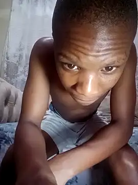 Snapshot of Slendaboy01 chatting on October 31, 2025, 11:44 pm Slendaboy01 online show from October 31, 2025, 11:44 pm