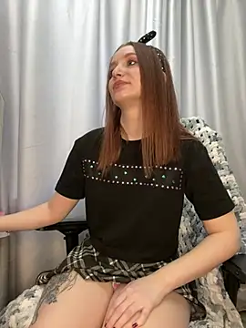 LillyFan-X online show from April 26, 2026, 4:10 am