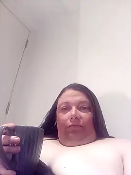 HotHornyEmmaX online show from February 4, 2025, 7:44 pm