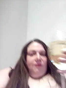 HotHornyEmmaX online show from February 26, 2025, 5:42 pm