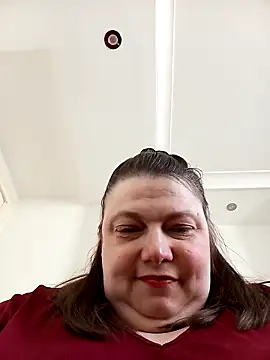 HotHornyEmmaX online show from April 23, 2026, 11:38 am