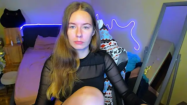 EmilyPaw online show from January 6, 2026, 9:24 am