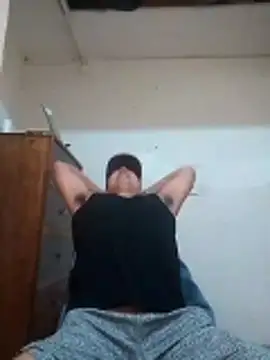 LuisMex1998 online show from November 3, 2025, 1:33 am