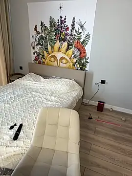 DianaShermy online show from February 27, 2025, 7:08 am