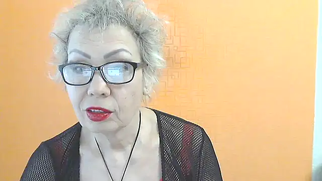 NessyJenixs online show from February 20, 2026, 7:21 am