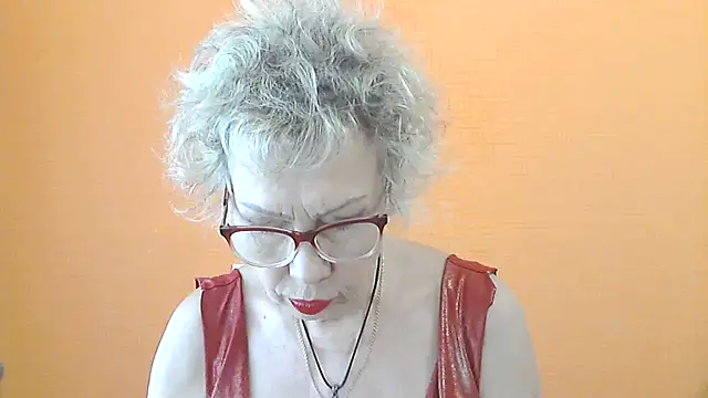 NessyJenixs online show from June 10, 2026, 6:25 am