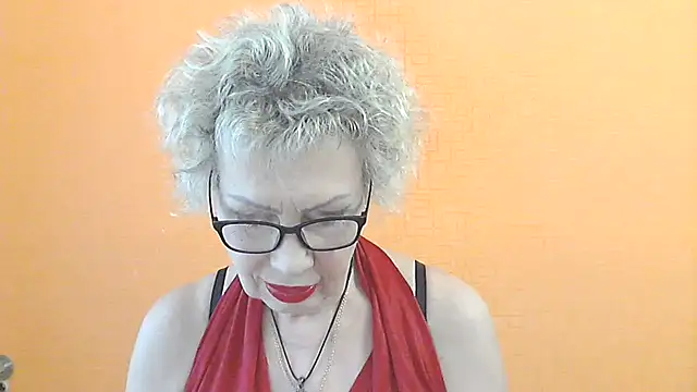 NessyJenixs online show from June 12, 2026, 12:58 pm