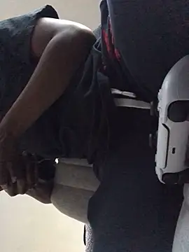 Snapshot of theprettysoles chatting on April 10, 2026, 10:06 pm theprettysoles online show from April 10, 2026, 10:06 pm