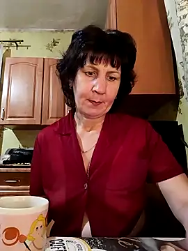 Snapshot of Laura_Kiss chatting on March 1, 2025, 4:11 pm Laura Kiss online show from March 1, 2025, 4:11 pm