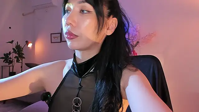 sarah wang online show from June 8, 2026, 6:41 pm