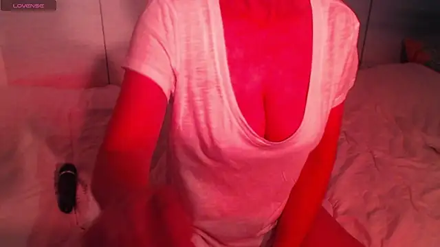 sweetchani666 online show from October 26, 2025, 11:43 am