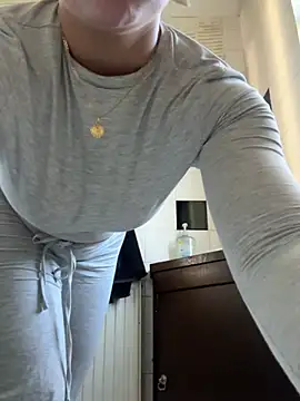 blissdimicco online show from March 26, 2026, 12:25 pm