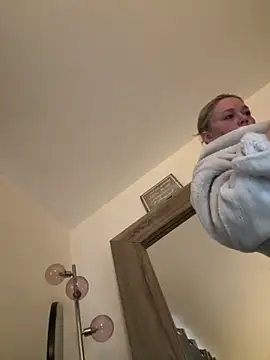 blissdimicco online show from February 10, 2026, 10:25 am