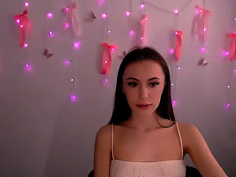 Nikonara Love online show from May 27, 2026, 12:23 pm