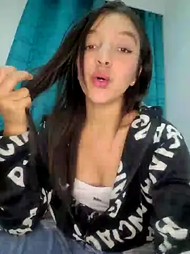 Snapshot of Briannasweeth17 chatting on February 6, 2025, 1:16 am Briannasweeth17 online show from February 6, 2025, 1:16 am