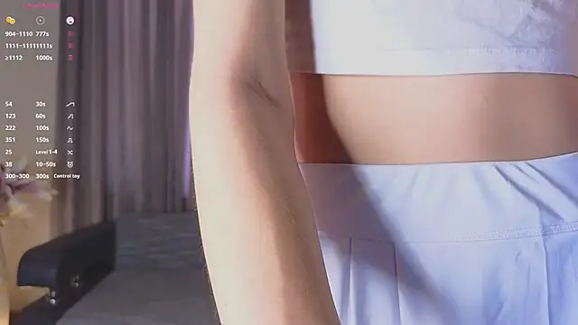 Snapshot of AmityCritchlow chatting on February 18, 2025, 8:16 am AmityCritchlow online show from February 18, 2025, 8:16 am