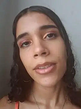 Snapshot of novinhatransexy chatting on February 4, 2025, 4:18 pm novinhatransexy online show from February 4, 2025, 4:18 pm