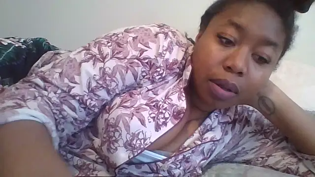 Snapshot of angeliquebelcali chatting on February 23, 2025, 6:12 pm angeliquebelcali online show from February 23, 2025, 6:12 pm