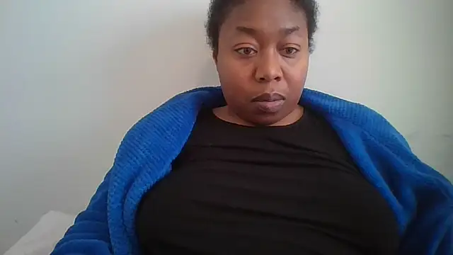Snapshot of angeliquebelcali chatting on February 21, 2025, 1:44 pm angeliquebelcali online show from February 21, 2025, 1:44 pm