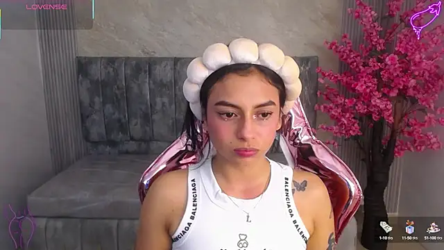 Snapshot of lilith_petit_sub chatting on September 16, 2025, 8:21 pm lilith petit sub online show from September 16, 2025, 8:21 pm