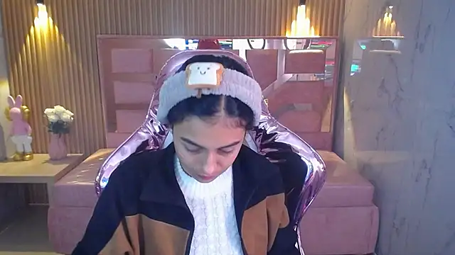 Snapshot of lilith_petit_sub chatting on February 19, 2025, 1:17 pm lilith petit sub online show from February 19, 2025, 1:17 pm