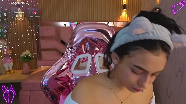 Snapshot of lilith_petit_sub chatting on September 23, 2025, 3:02 am lilith petit sub online show from September 23, 2025, 3:02 am