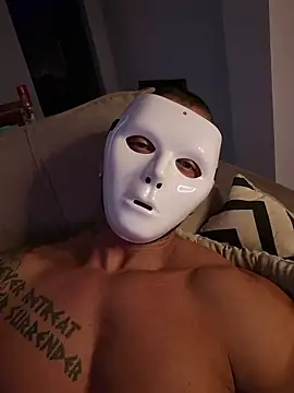 Snapshot of badbrown chatting on November 18, 2025, 2:38 am badbrown online show from November 18, 2025, 2:38 am