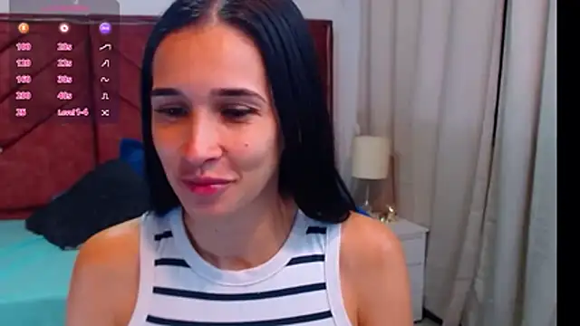 victoria adams07 online show from April 24, 2026, 10:34 pm