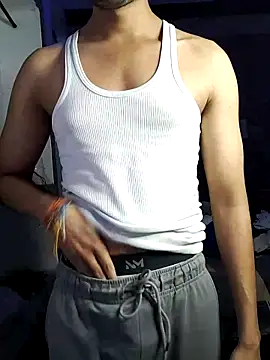 fit boyxx online show from November 10, 2025, 7:30 pm