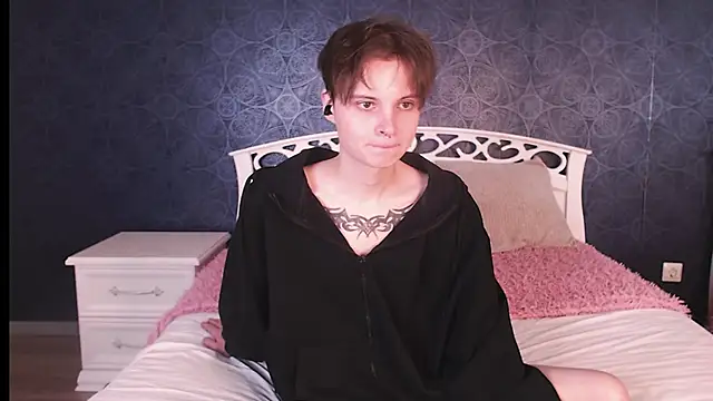 DemianEnglen online show from May 27, 2026, 4:47 pm