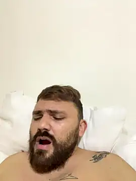 Snapshot of ruivinho66 chatting on October 15, 2025, 1:15 am ruivinho66 online show from October 15, 2025, 1:15 am