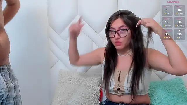 LindaHooker online show from April 1, 2026, 6:59 am