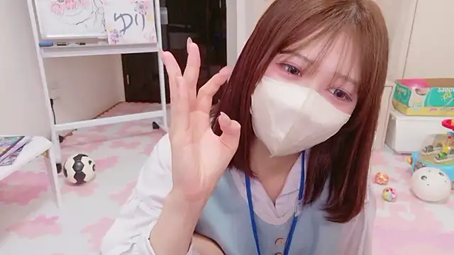 NA-KAREN-V8 online show from June 10, 2026, 7:42 am