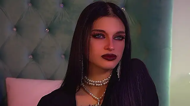 BeverlyMost online show from November 4, 2025, 6:11 pm