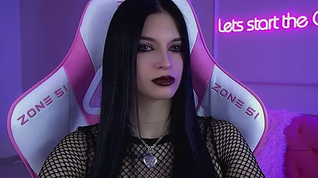 Snapshot of BeverlyMost chatting on February 20, 2026, 7:43 am BeverlyMost online show from February 20, 2026, 7:43 am